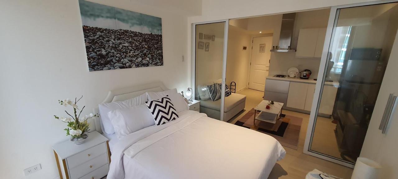 Jn Condotel The Azure Urban Resort Residences Paranaque City Exterior foto